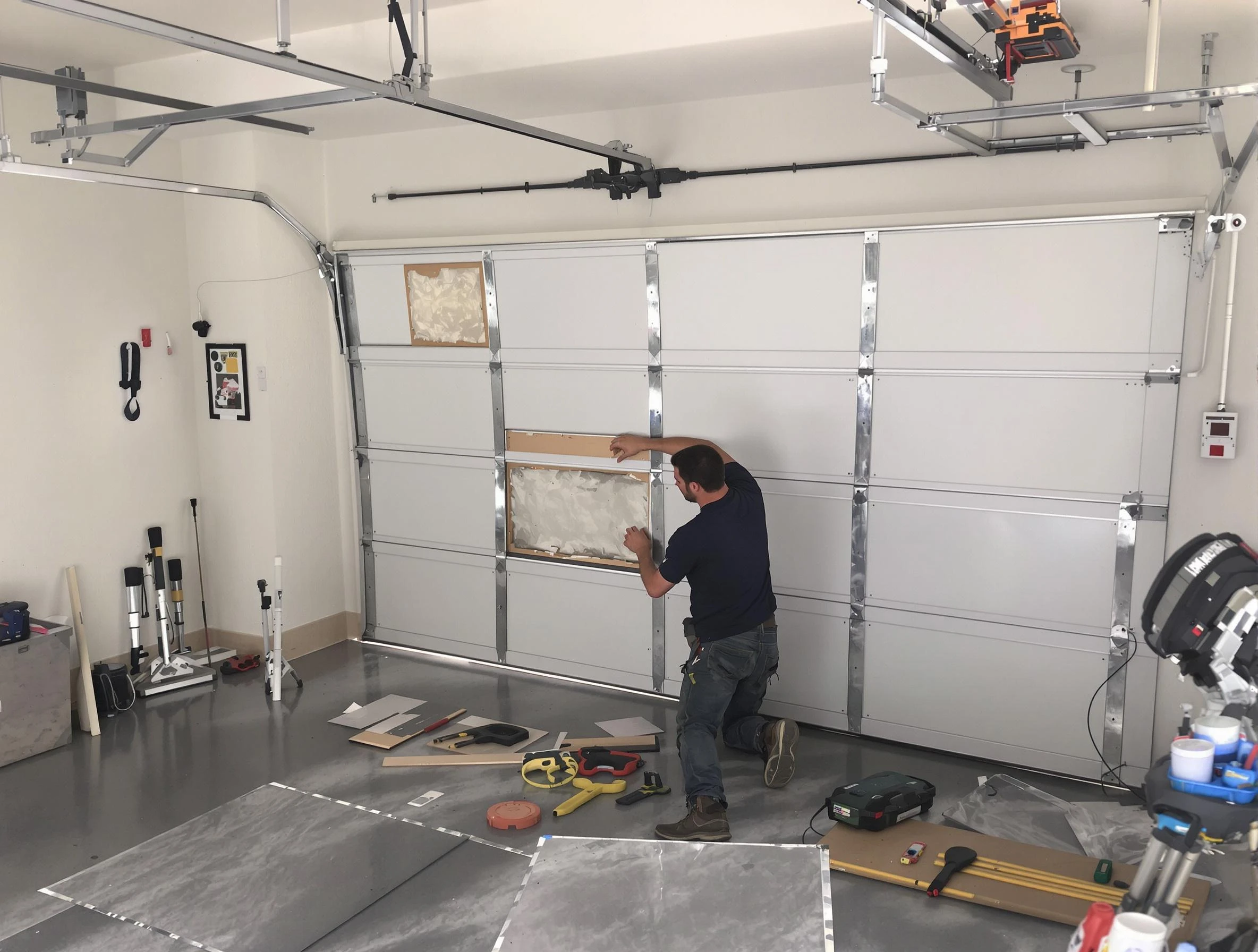 Garage Door Panel Repair in Colonial Heights